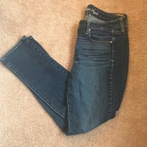American Eagle skinny jeans